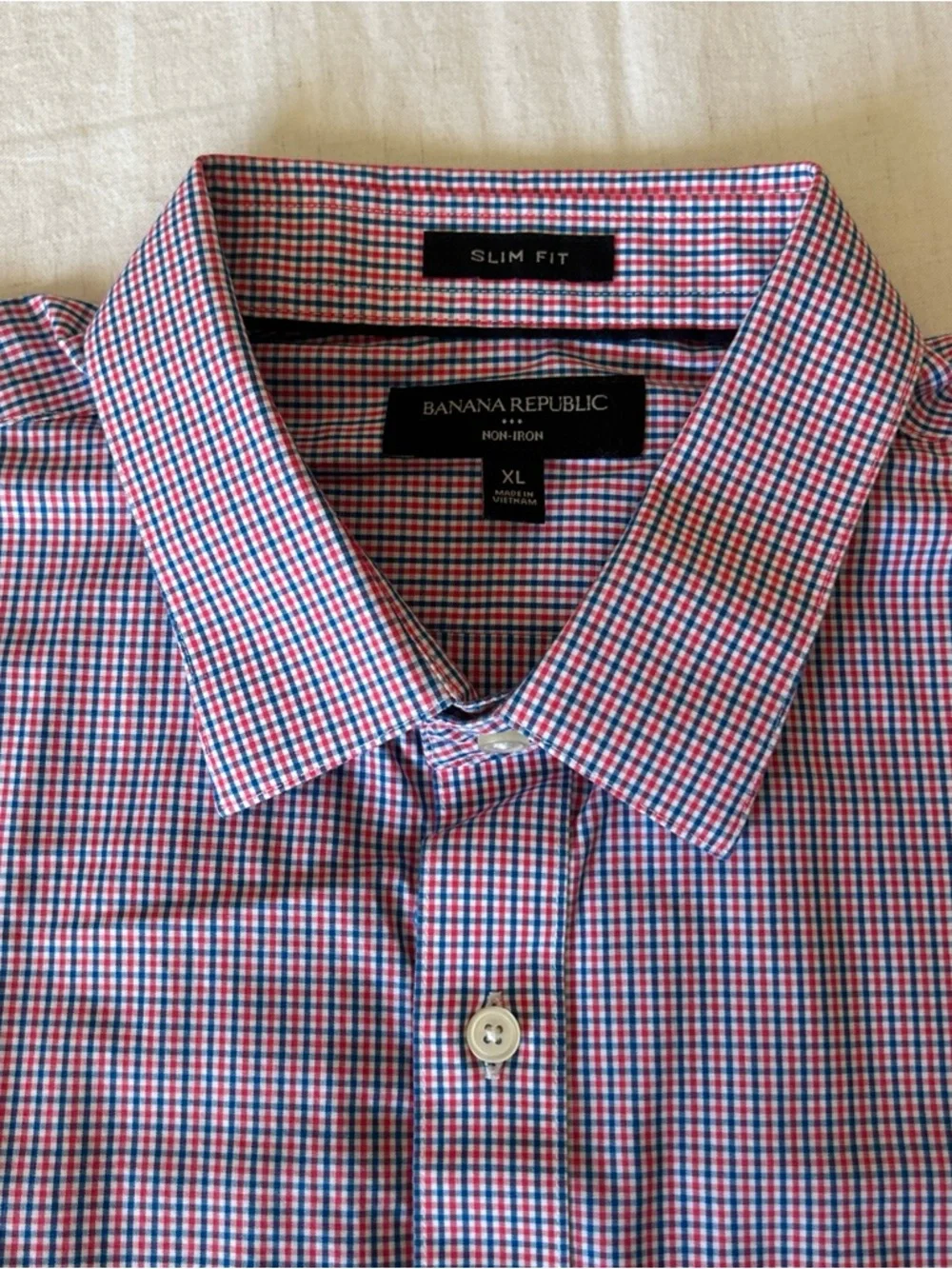 Banana Republic Men's Red and Blue Micro-Check Slim Non Iron Dress Shirt